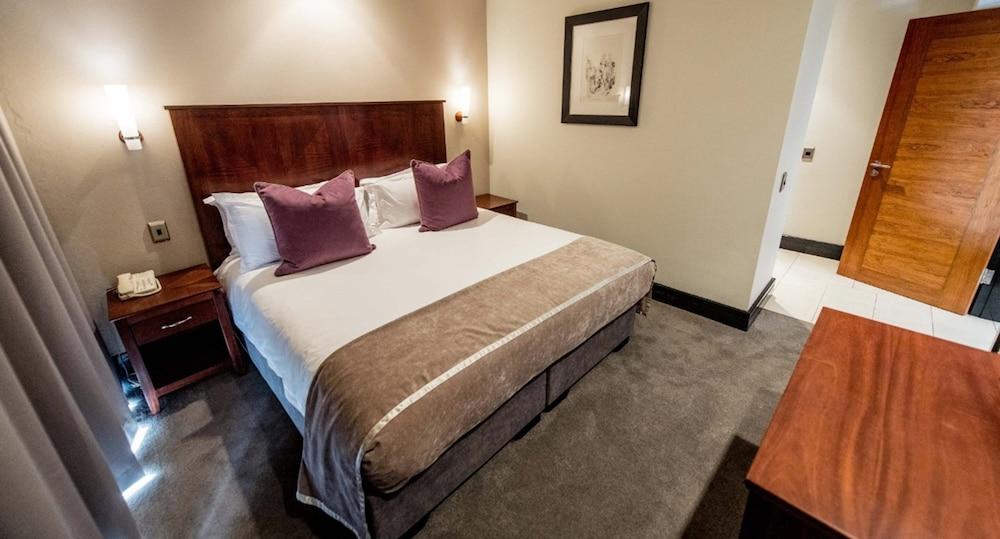 Raphael Suites Johannesbourg Extérieur photo