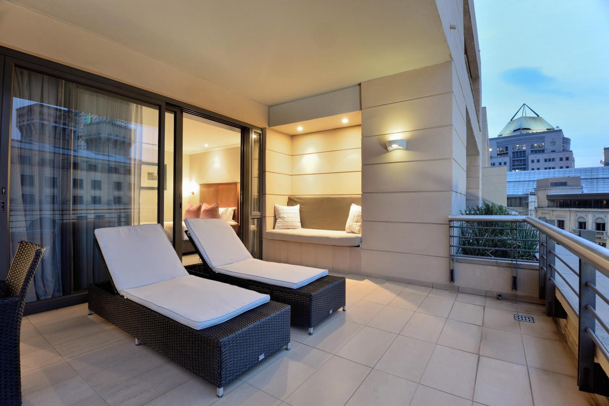 Raphael Suites Johannesbourg Extérieur photo