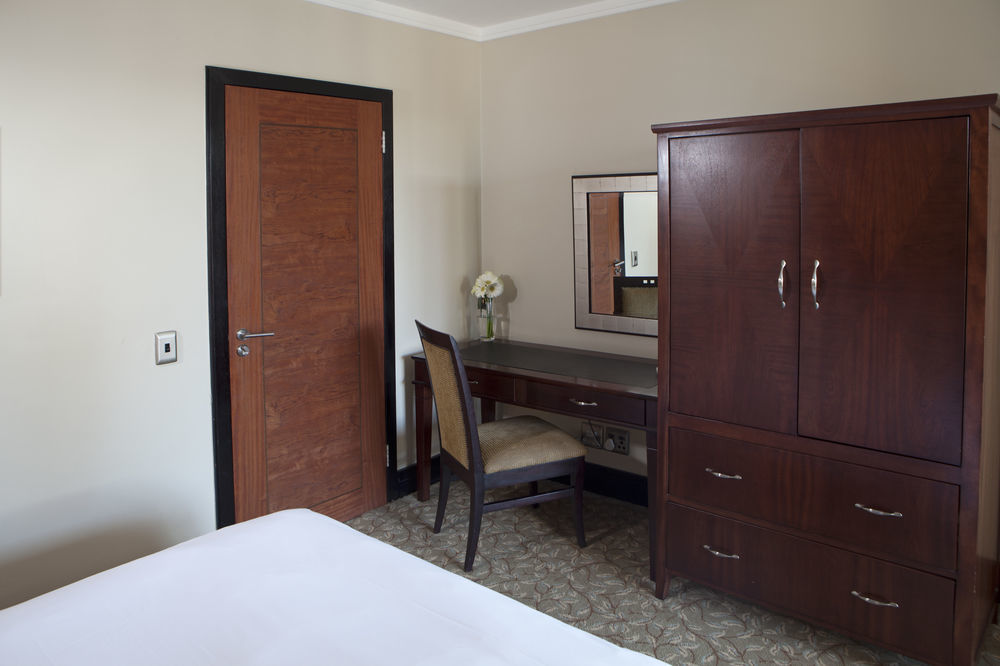 Raphael Suites Johannesbourg Extérieur photo